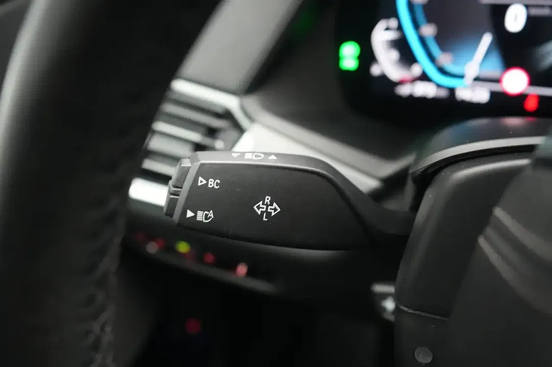 BMW X5 xDrive - Thumbnail 32