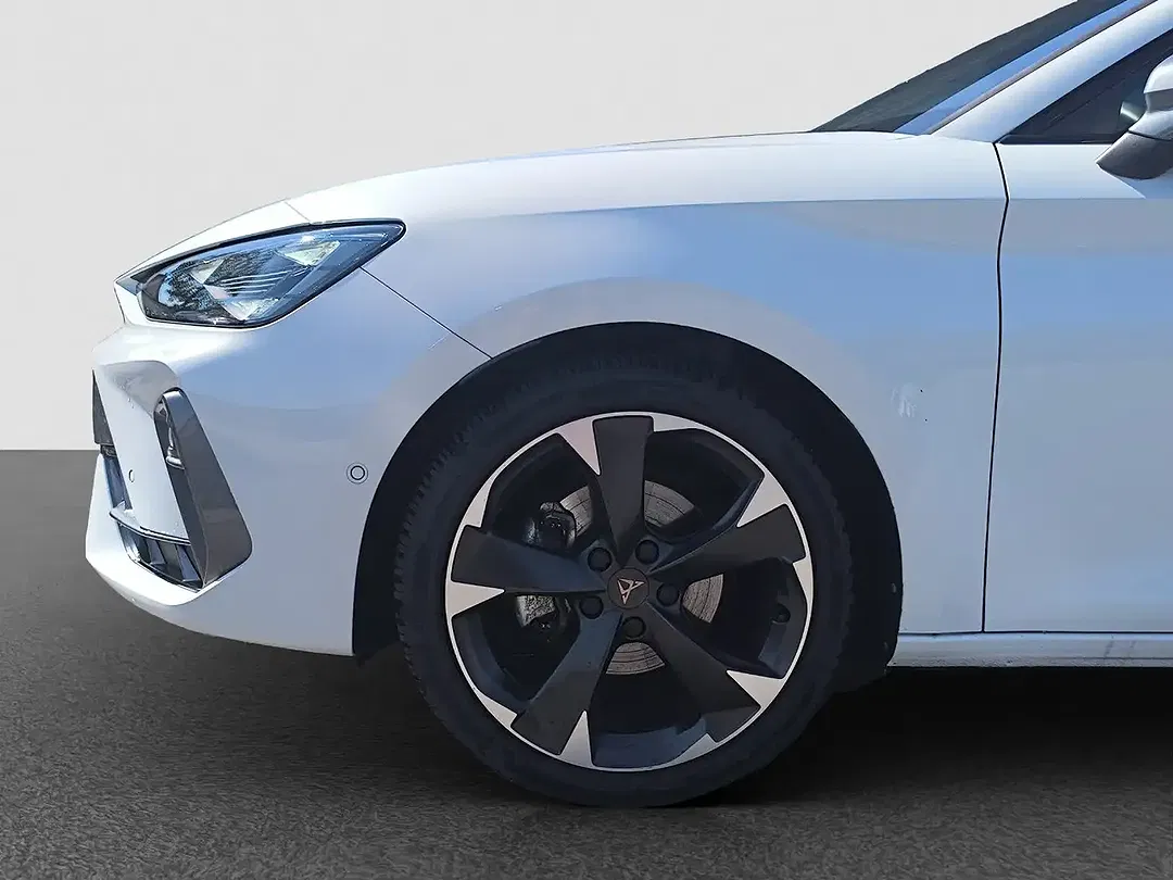 CUPRA Leon 1.5 eTSI DSG - Thumbnail 12