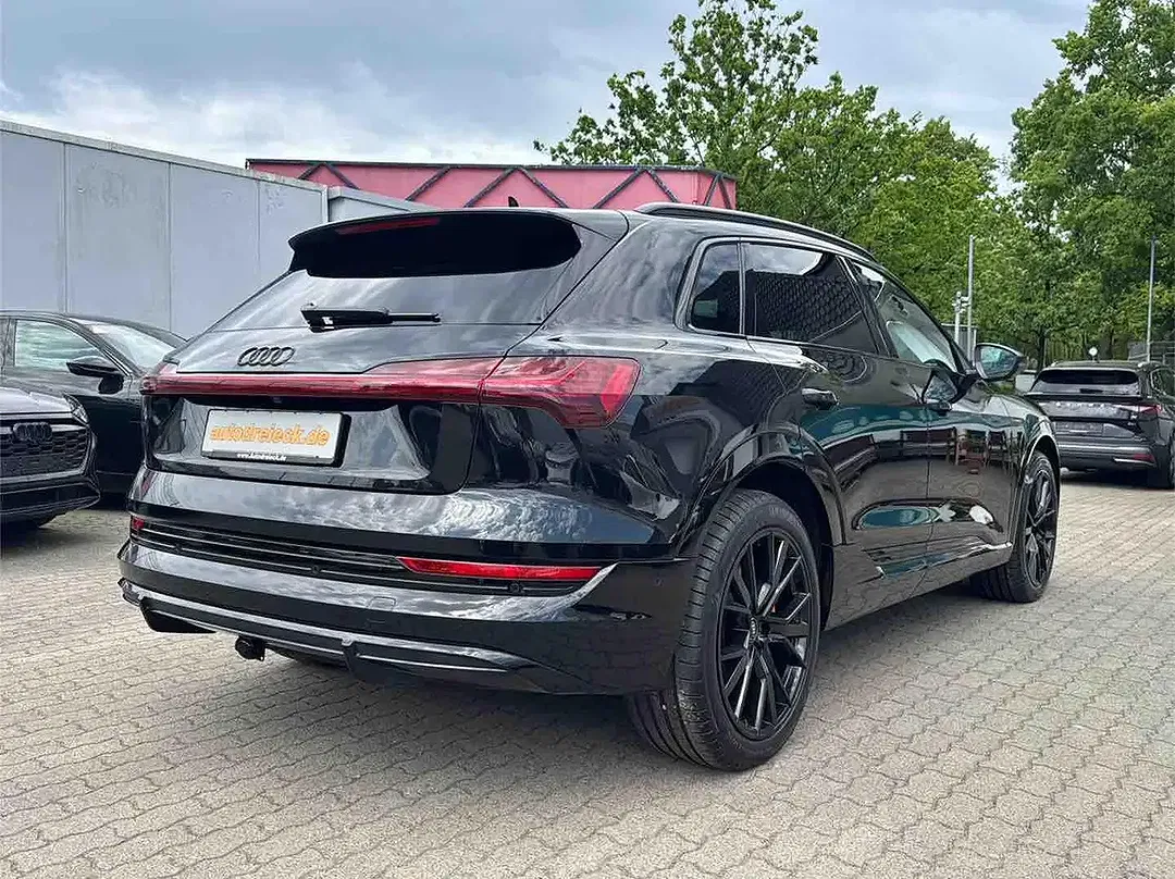 Audi e-tron 55 S line Black Edition - Thumbnail 5