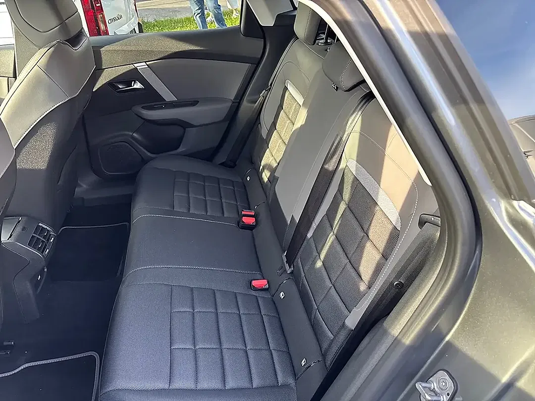Citroen C4 - Thumbnail 10