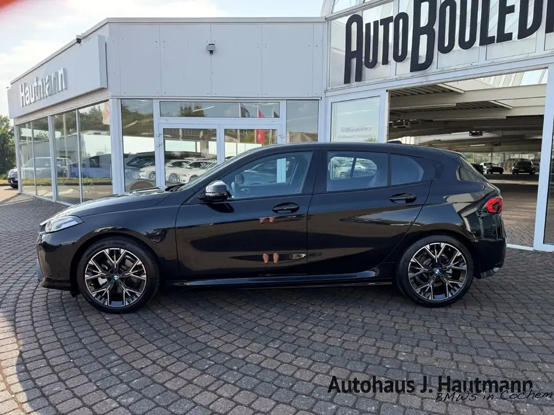 BMW 120 M Sport - Thumbnail 3