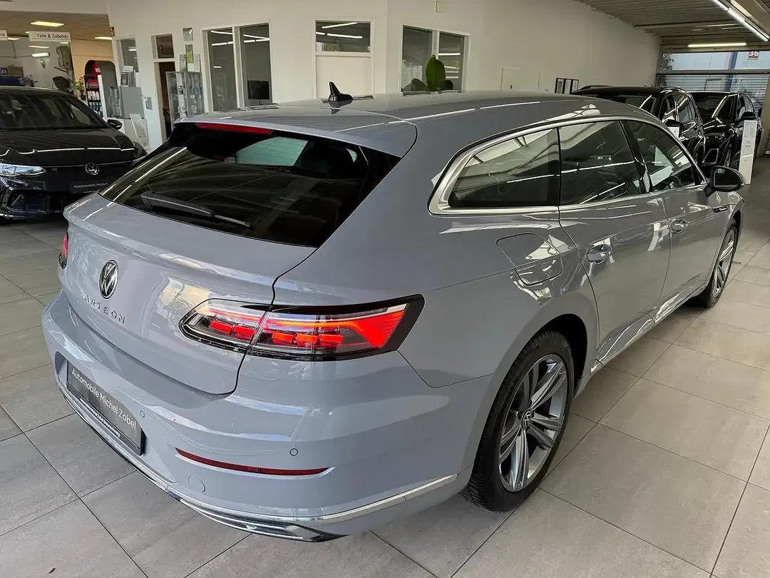 Volkswagen Arteon R-Line - Thumbnail 5