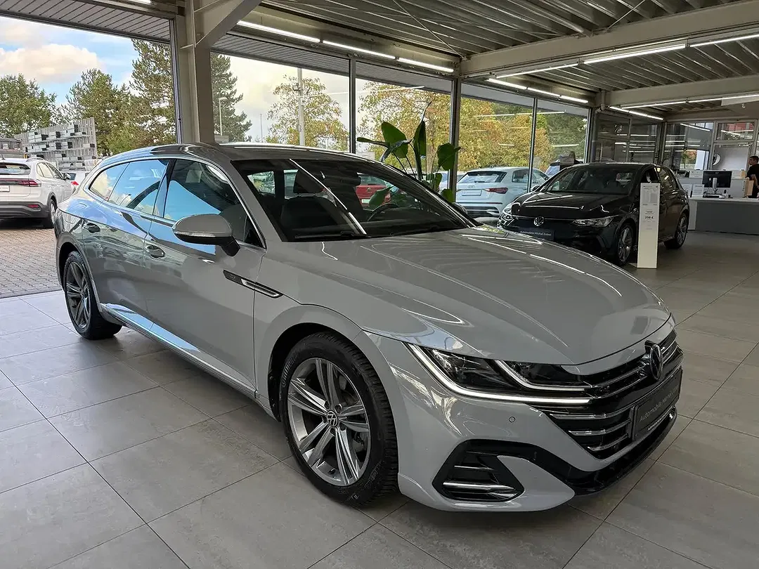 Volkswagen Arteon R-Line - Thumbnail 7