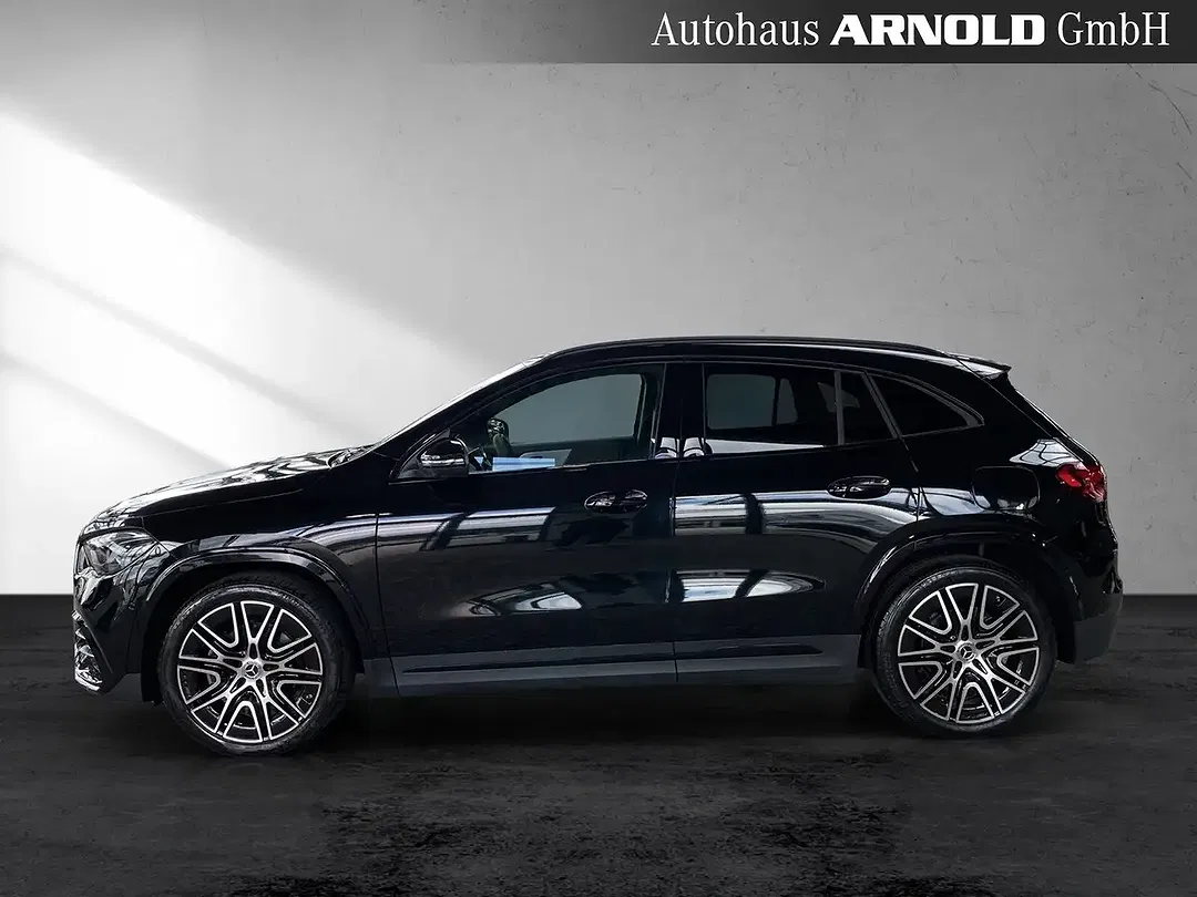 Mercedes-Benz GLA 200 Burmester AMG Line Night - foto 2