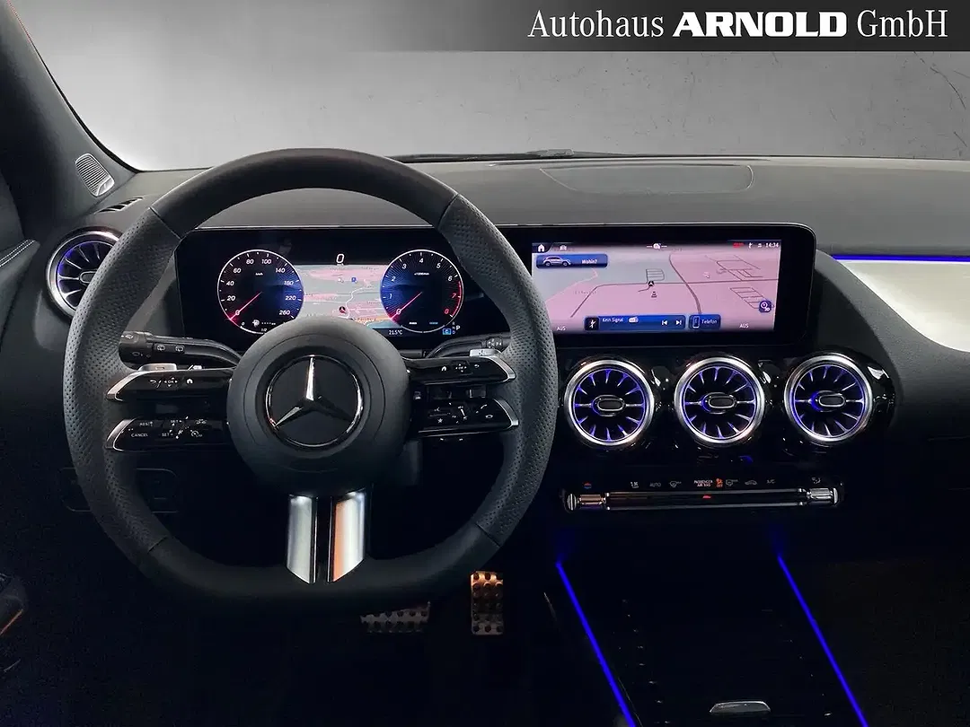 Mercedes-Benz GLA 200 Burmester AMG Line Night - Thumbnail 8