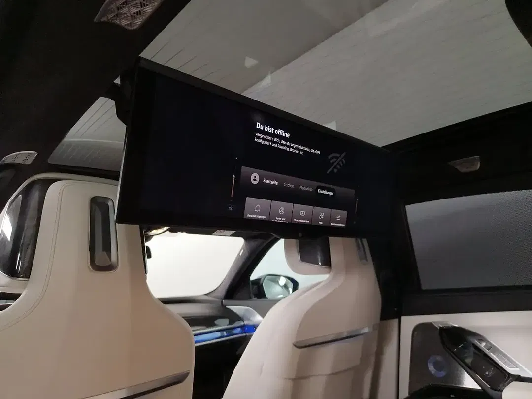BMW 760 xDrive - Thumbnail 14