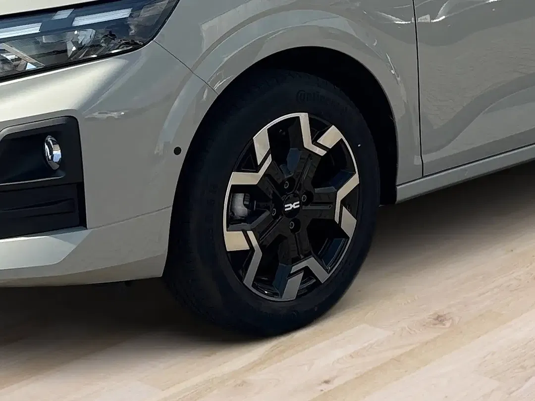 Dacia Sandero Journey - Thumbnail 8