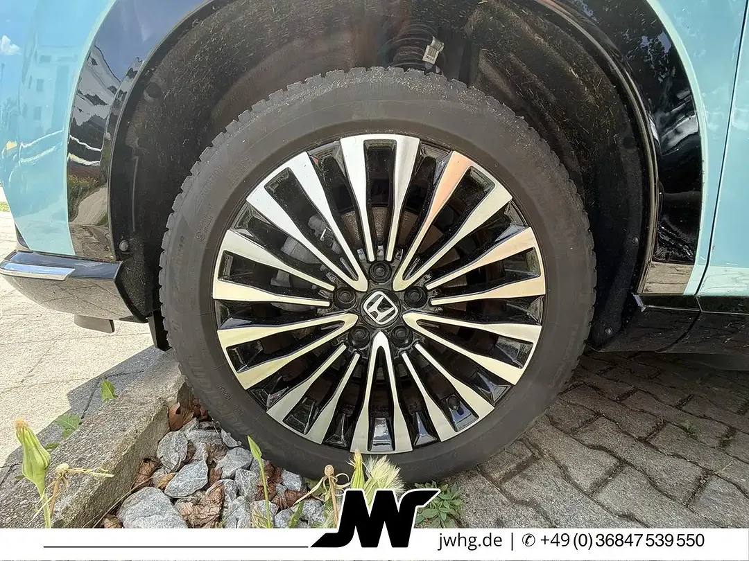 Honda e:Ny1 - Thumbnail 5