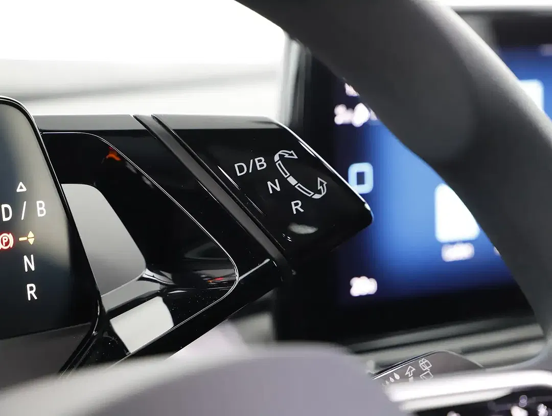 Volkswagen ID.4 Pro Performance - Thumbnail 9