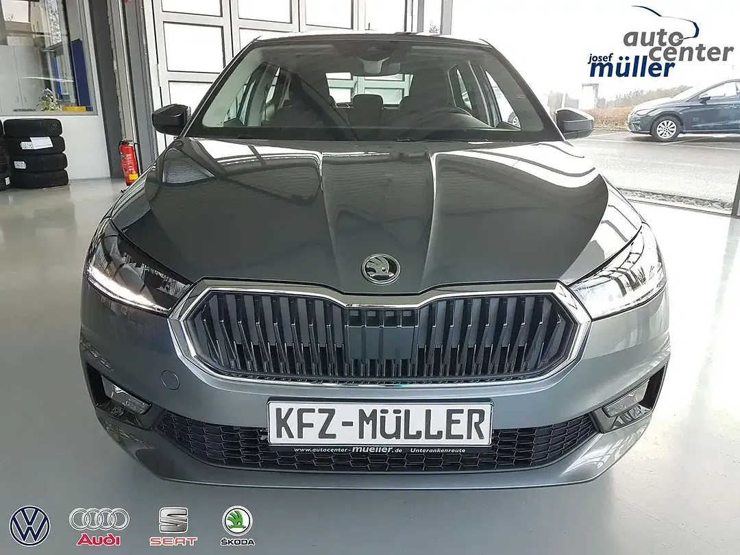 Skoda Fabia - foto 2
