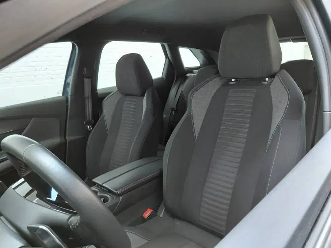 Peugeot 3008 BlueHDi EAT8 Active Pack - Thumbnail 11