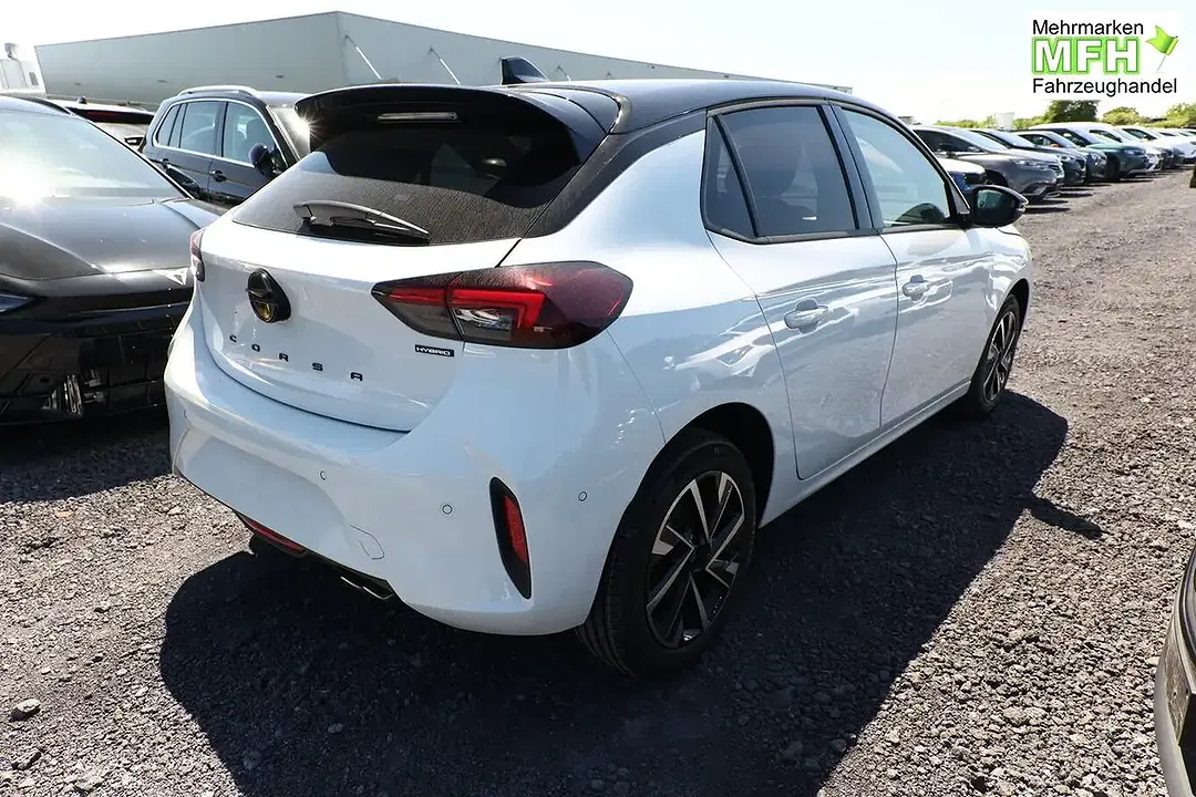Opel Corsa Hybrid Ultimate IntelliLux LED - Thumbnail 2