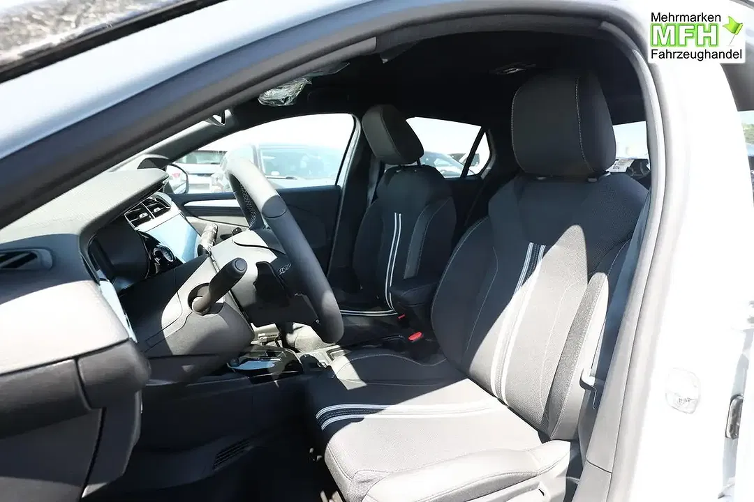 Opel Corsa Hybrid Ultimate IntelliLux LED - Thumbnail 5