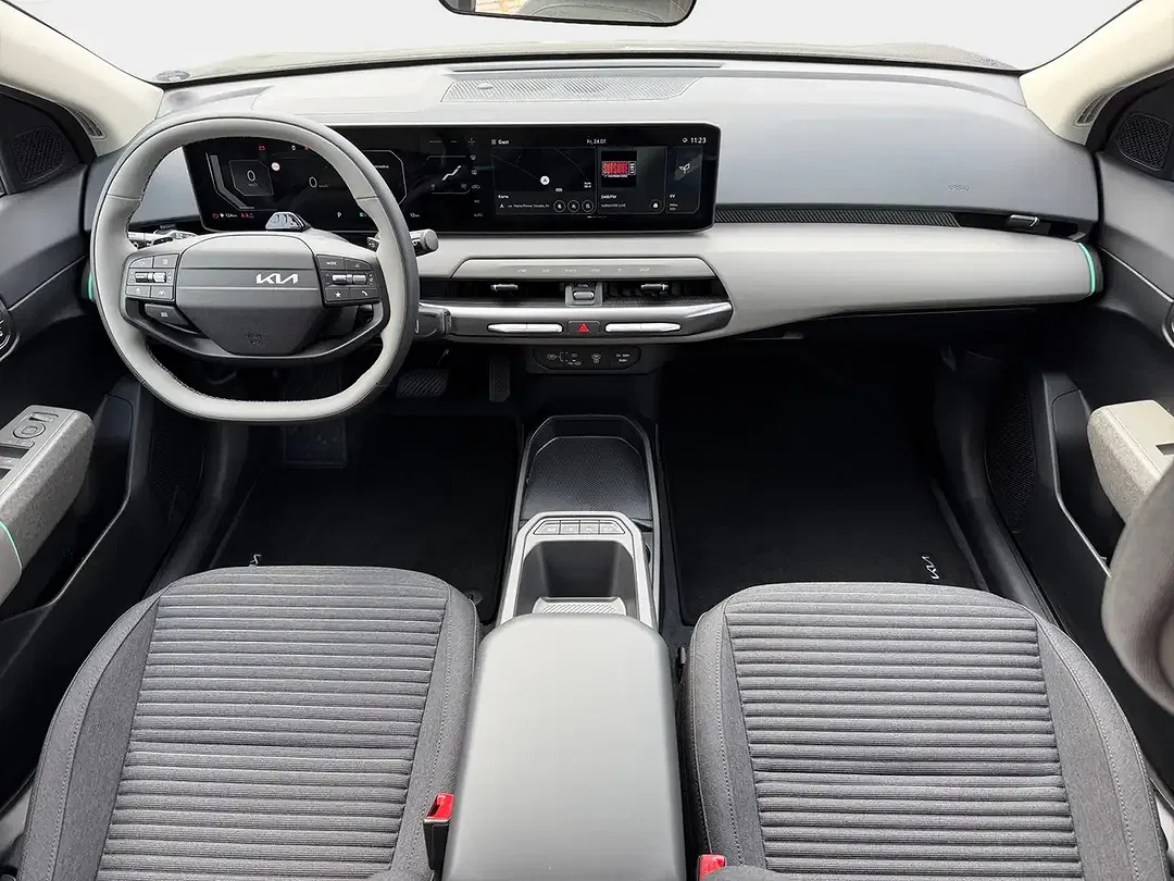 Kia EV4 58 kWh Air - Thumbnail 8