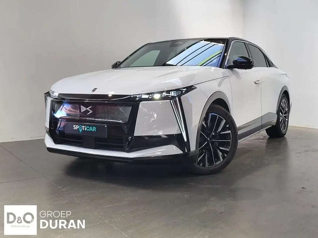 DS Automobiles N°8 - Afbeelding 1