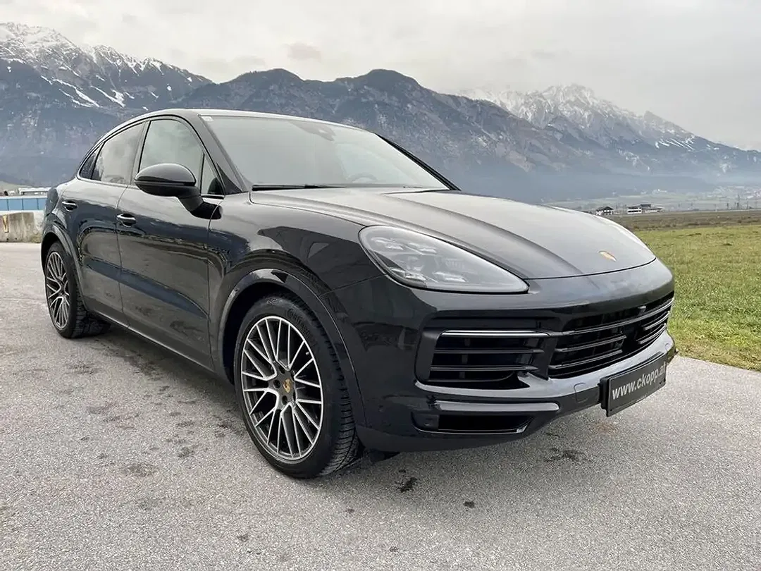 Porsche Cayenne E-Hybrid Coupe - Thumbnail 13