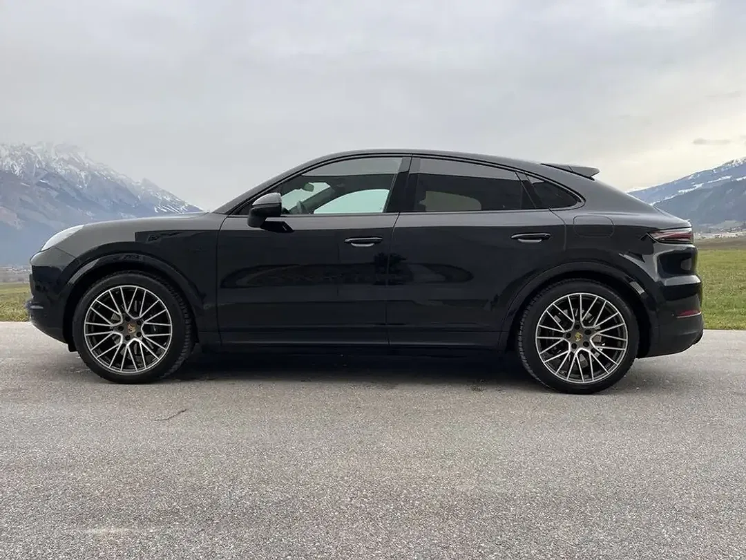 Porsche Cayenne E-Hybrid Coupe - Thumbnail 5