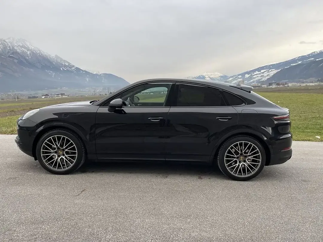Porsche Cayenne E-Hybrid Coupe - Thumbnail 6