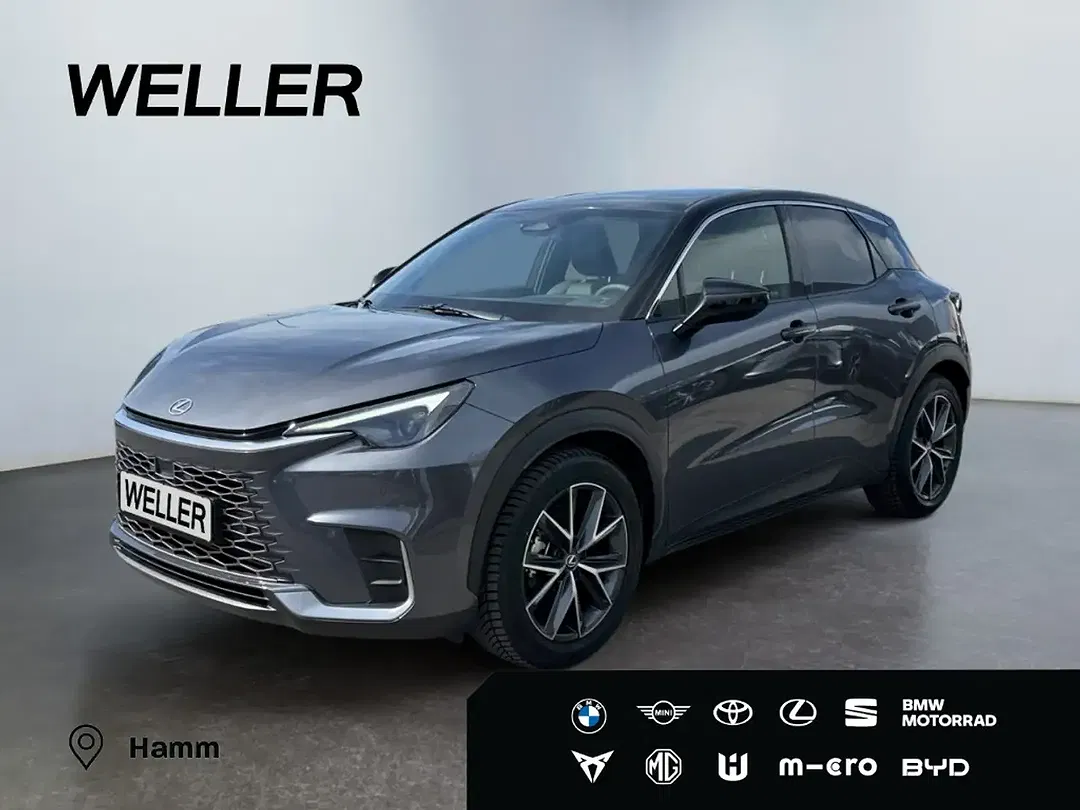 Lexus LBX Emotion - foto 1