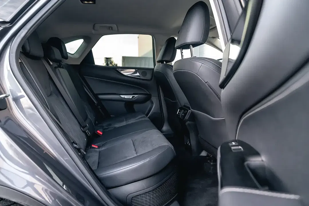 Lexus NX 350h - Thumbnail 14