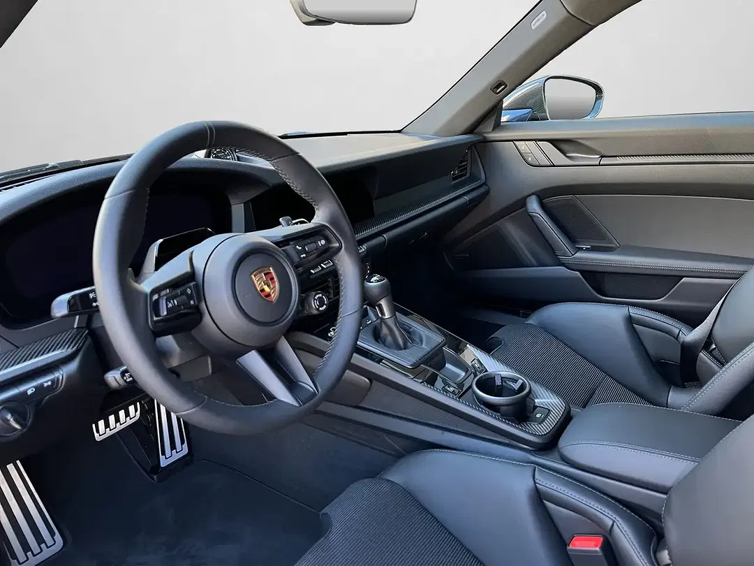 Porsche 992 GT3 Touring - Thumbnail 4