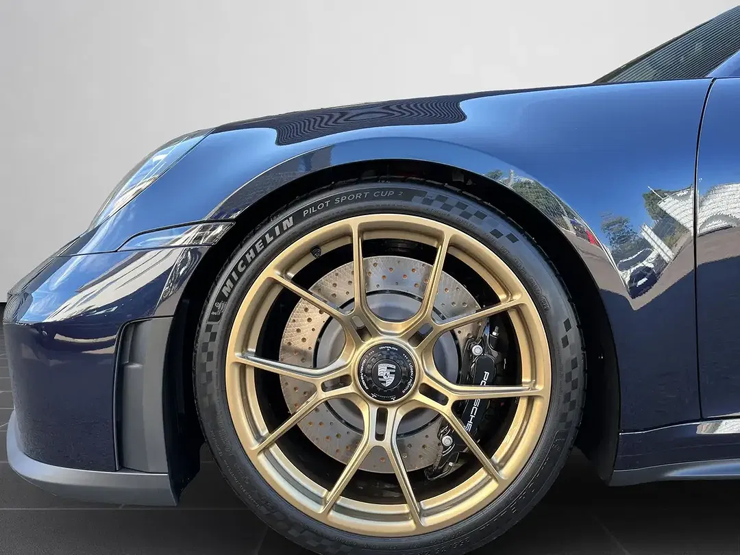 Porsche 992 GT3 Touring - Thumbnail 8