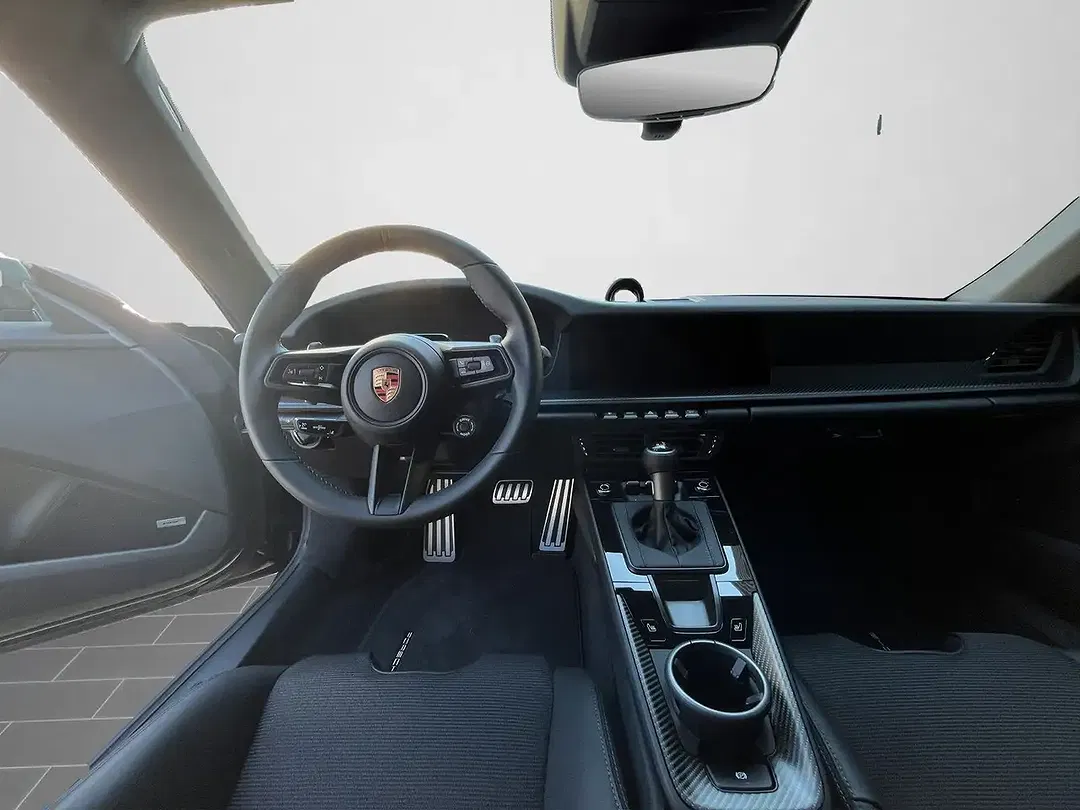 Porsche 992 GT3 Touring - Thumbnail 9