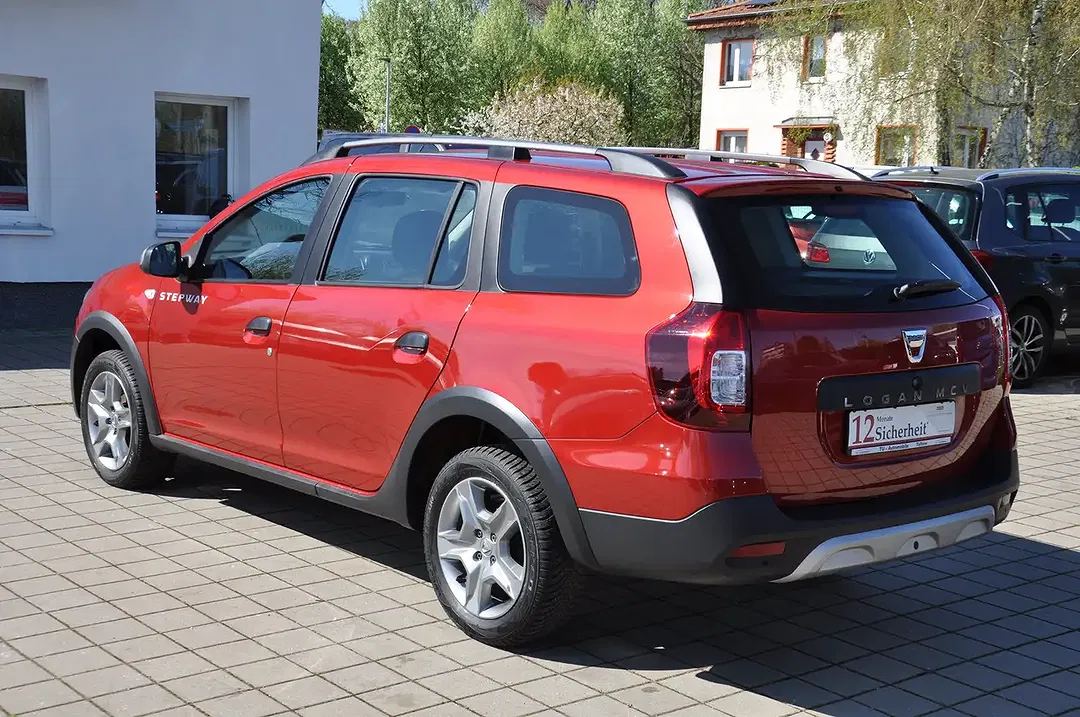 Dacia Logan EDC Stepway - Thumbnail 4