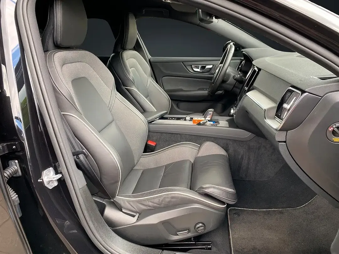 Volvo S60 B4 R-Design - foto 15
