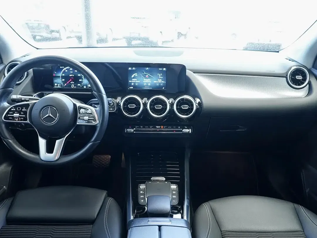Mercedes-Benz GLA 200 4MATIC Progressive Night - Thumbnail 12