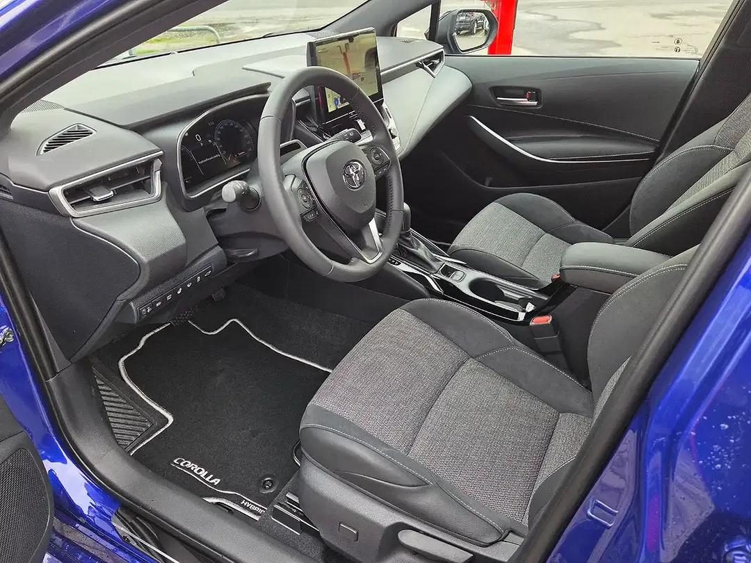 Toyota Corolla Hybrid Teamplayer - Thumbnail 8