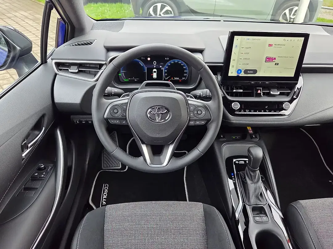 Toyota Corolla Hybrid Teamplayer - Thumbnail 9