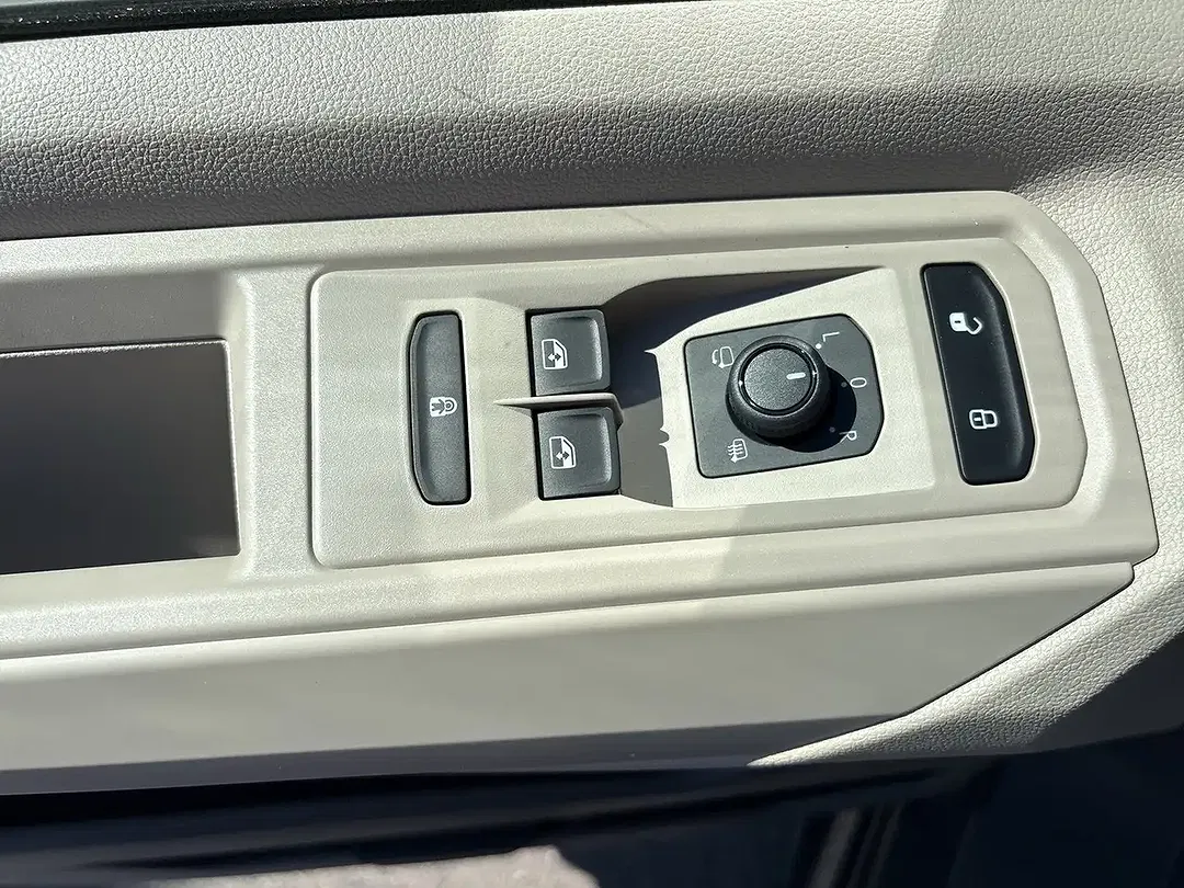 Volkswagen T7 Multivan eHybrid 4Motion Business - Thumbnail 14