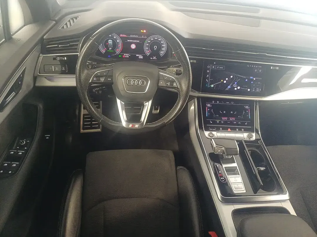 Audi Q7 quattro S line - Thumbnail 12