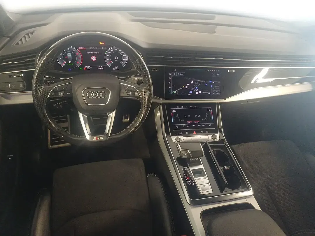 Audi Q7 quattro S line - Thumbnail 13