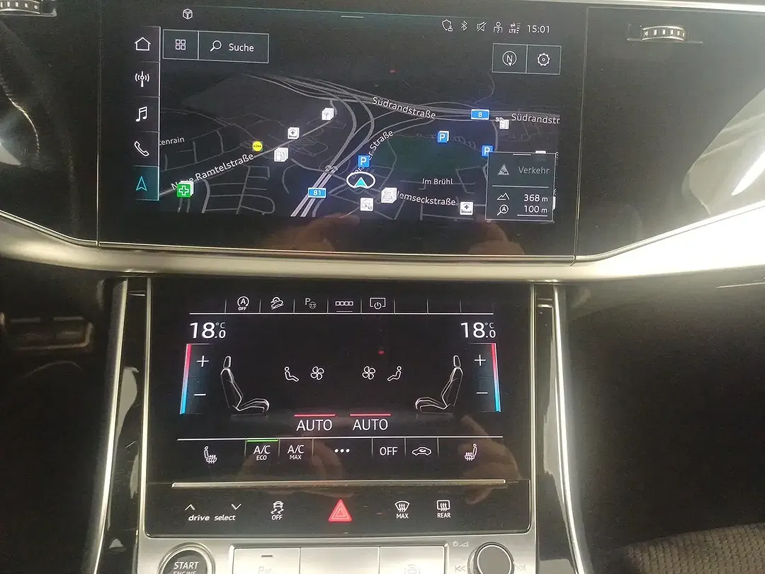 Audi Q7 quattro S line - Thumbnail 9