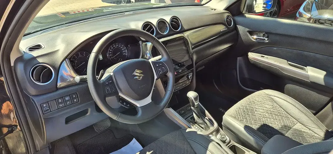 Suzuki Vitara Hybrid 1.5 Dualjet AGS AllGrip Comfort+ - Thumbnail 5