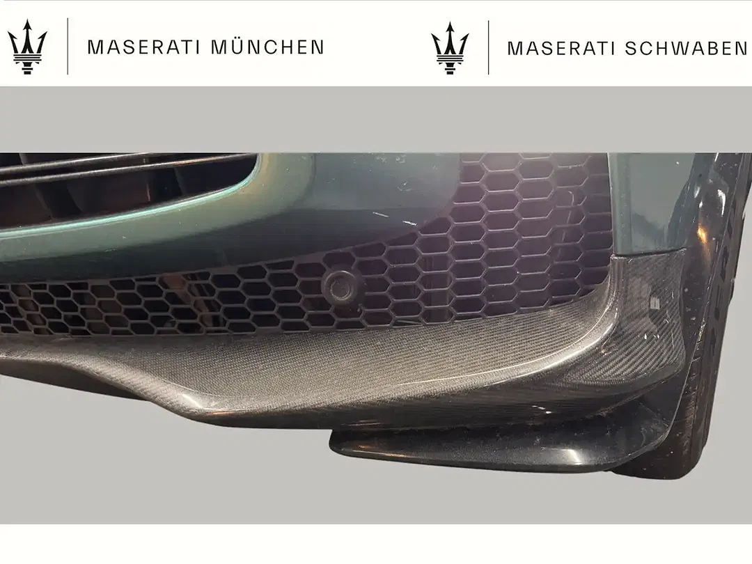 Aston Martin DBX 707 - Thumbnail 13