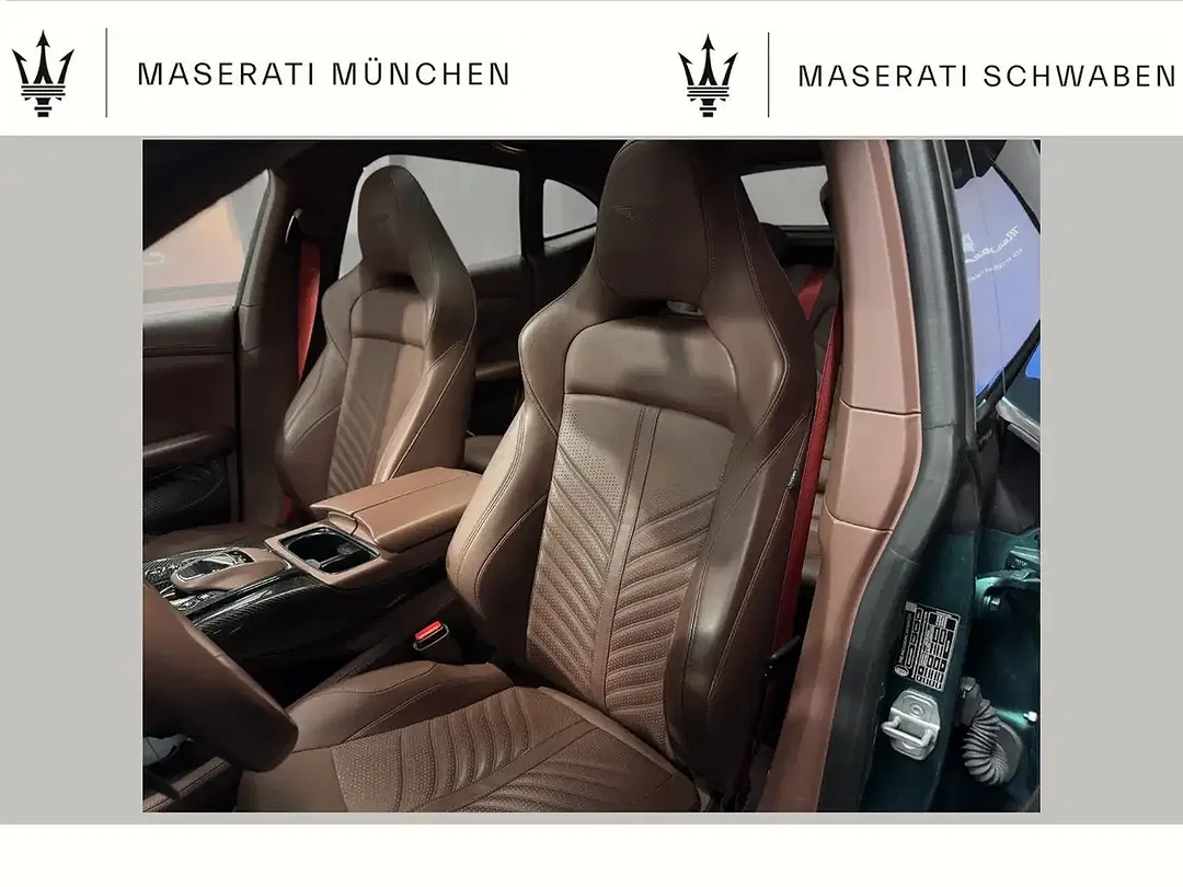 Aston Martin DBX 707 - Thumbnail 14