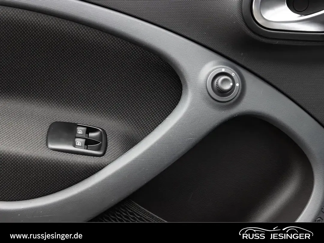 smart forFour - Thumbnail 11