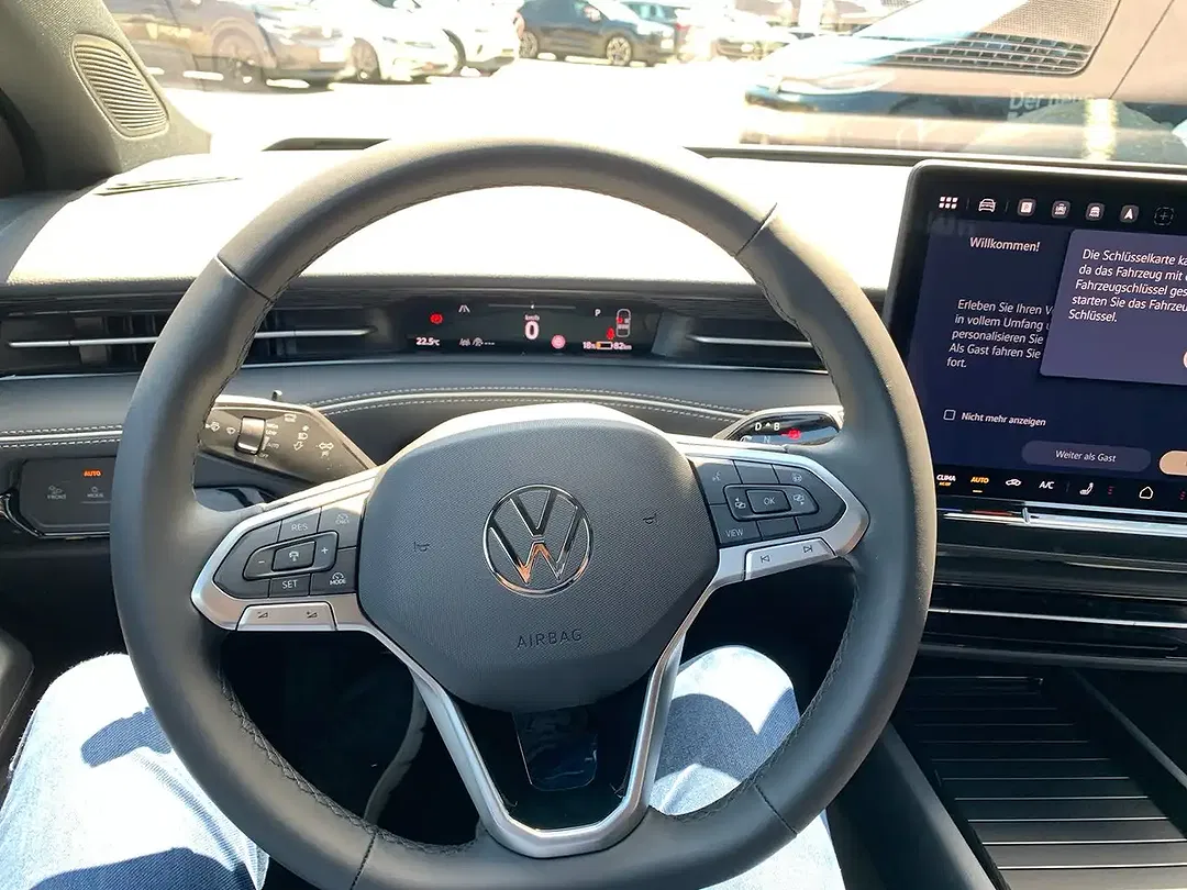 Volkswagen ID.7 Pure Business - Thumbnail 8
