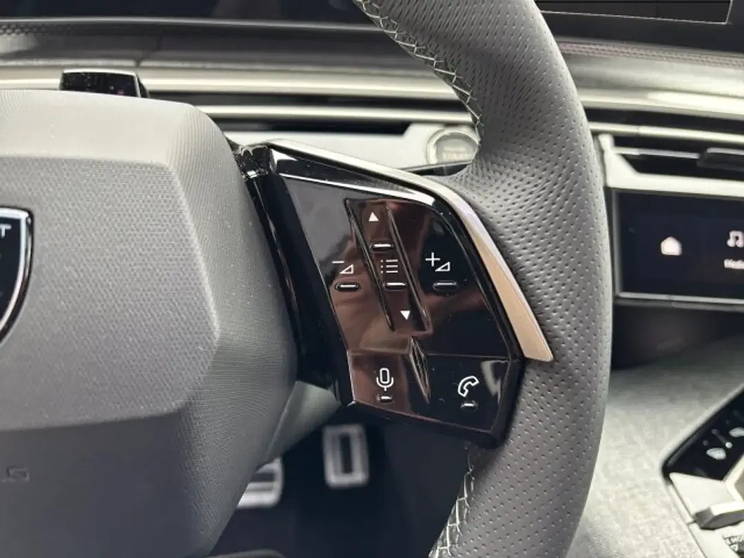 Peugeot 3008 145 GT - Thumbnail 9