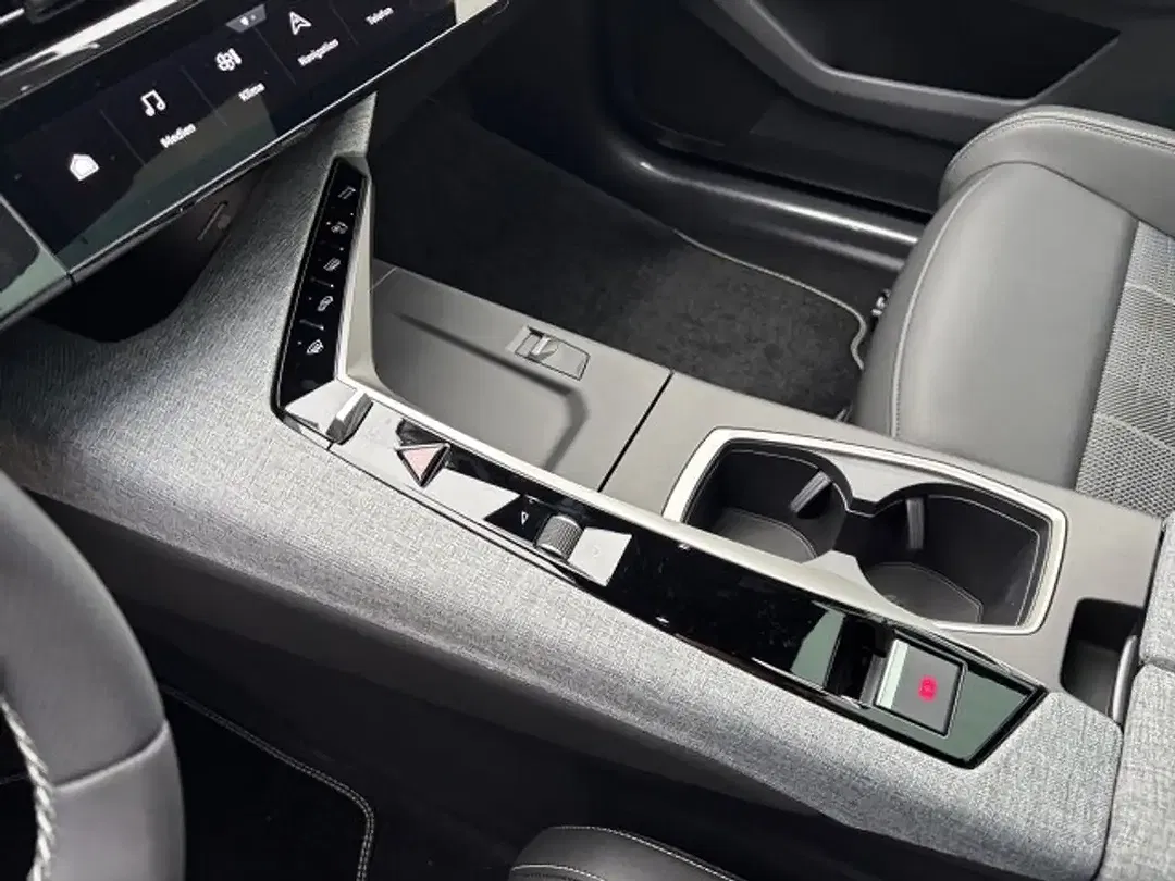 Peugeot 3008 145 GT - Thumbnail 12