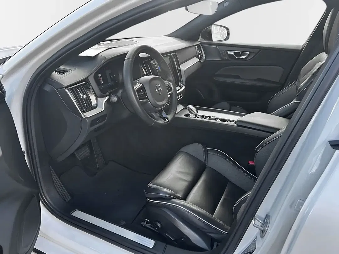 Volvo S60 B5 AWD Ultimate Dark - Thumbnail 10