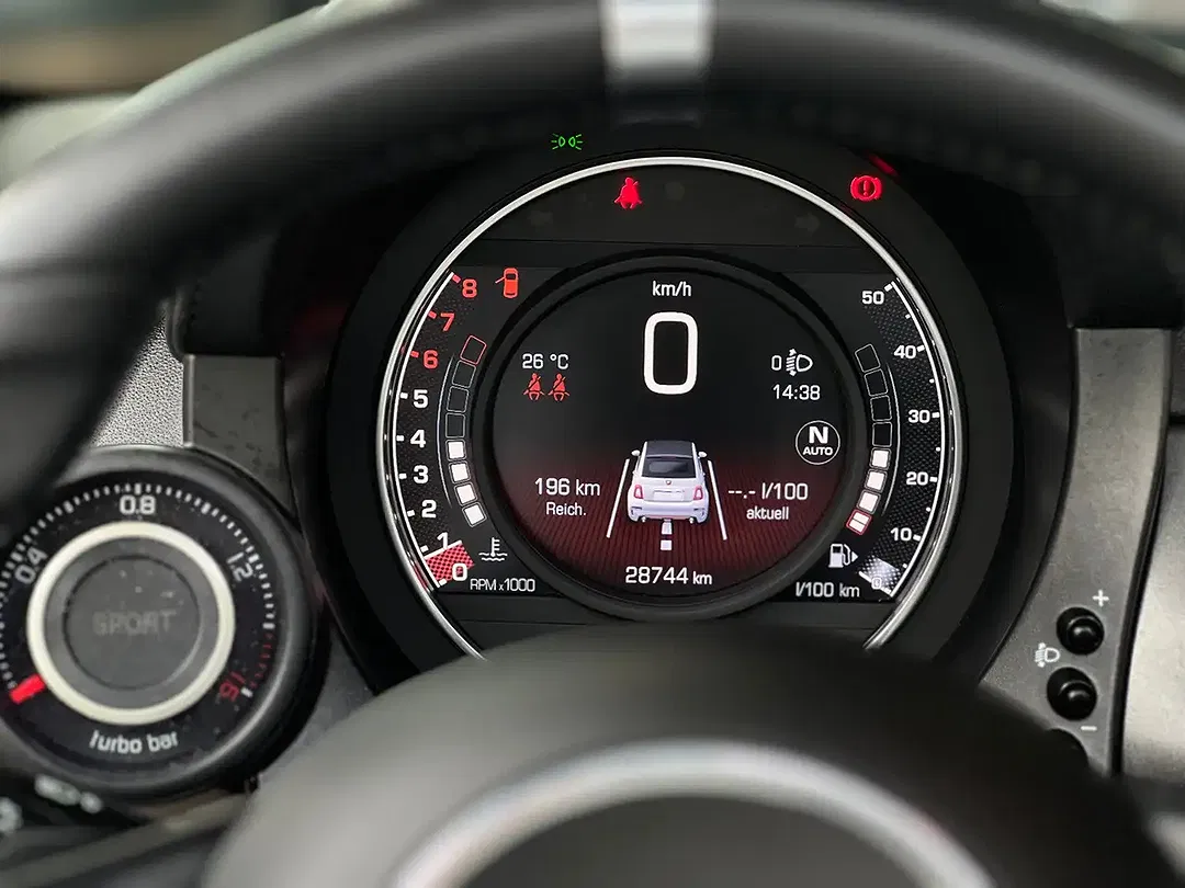 Abarth 595C - Thumbnail 12