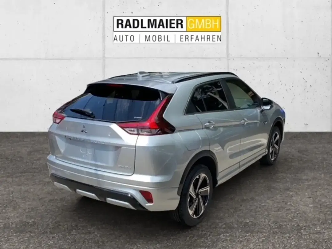 Mitsubishi Eclipse Cross PHEV AUT Select - Thumbnail 5