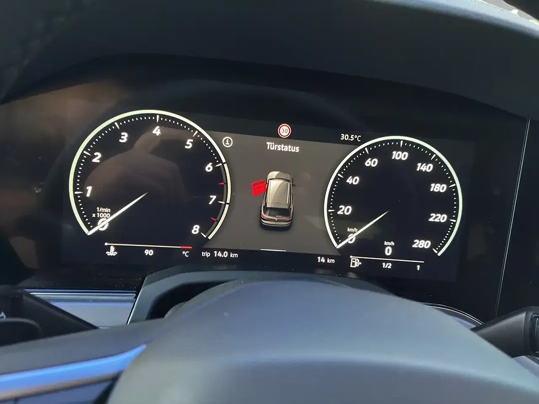 Volkswagen Touareg V6 TSI 4Motion R-Line Edition - Thumbnail 11