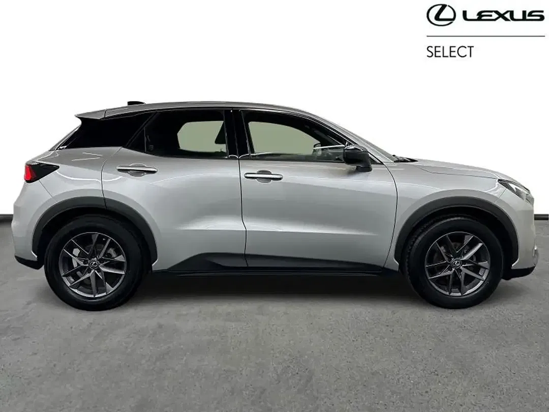 Lexus LBX - Thumbnail 14