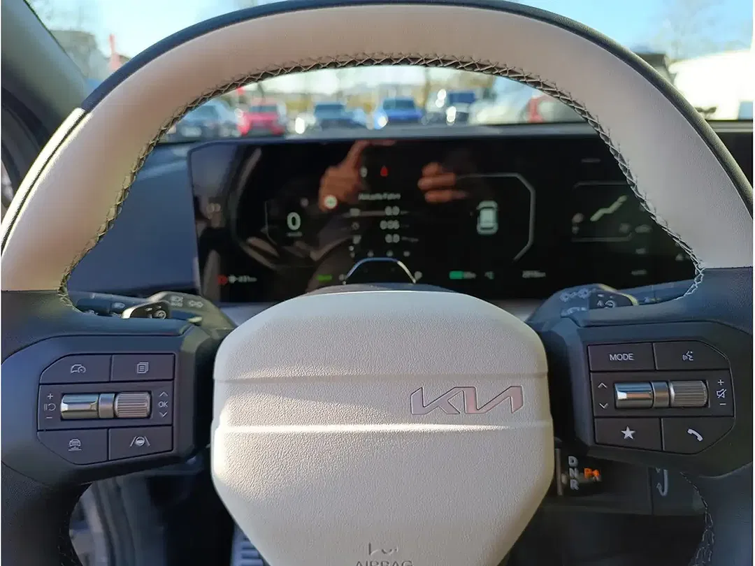 Kia EV4 81.4 kWh GT-Line - Thumbnail 9