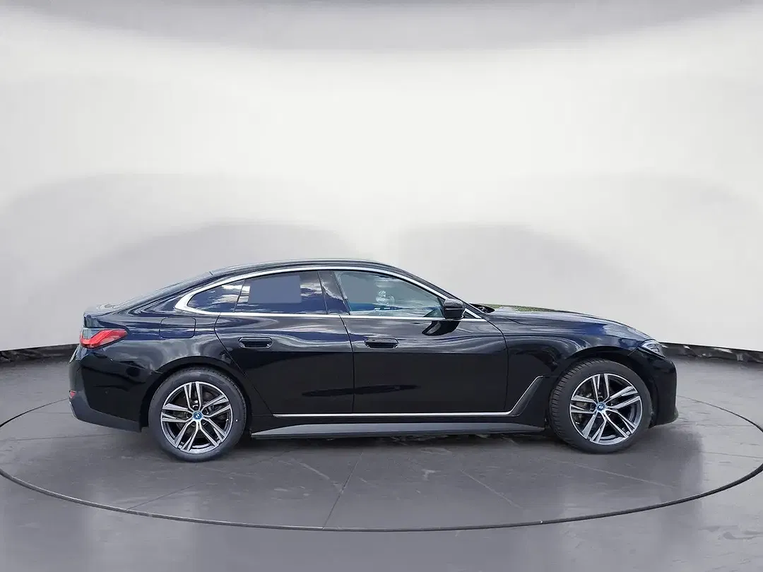 BMW i4 eDrive - foto 2